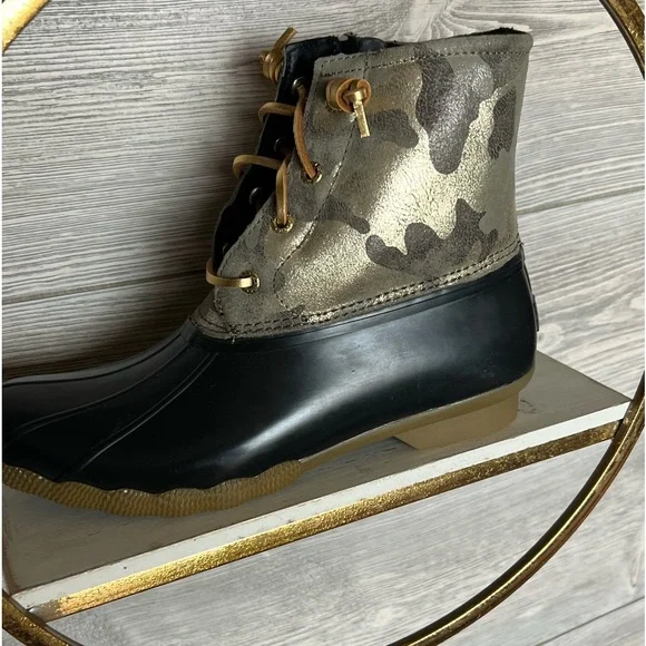 Sperry | Shoes | New 1 Size 8 Sperry Metallic Olive Camo  display picture 1